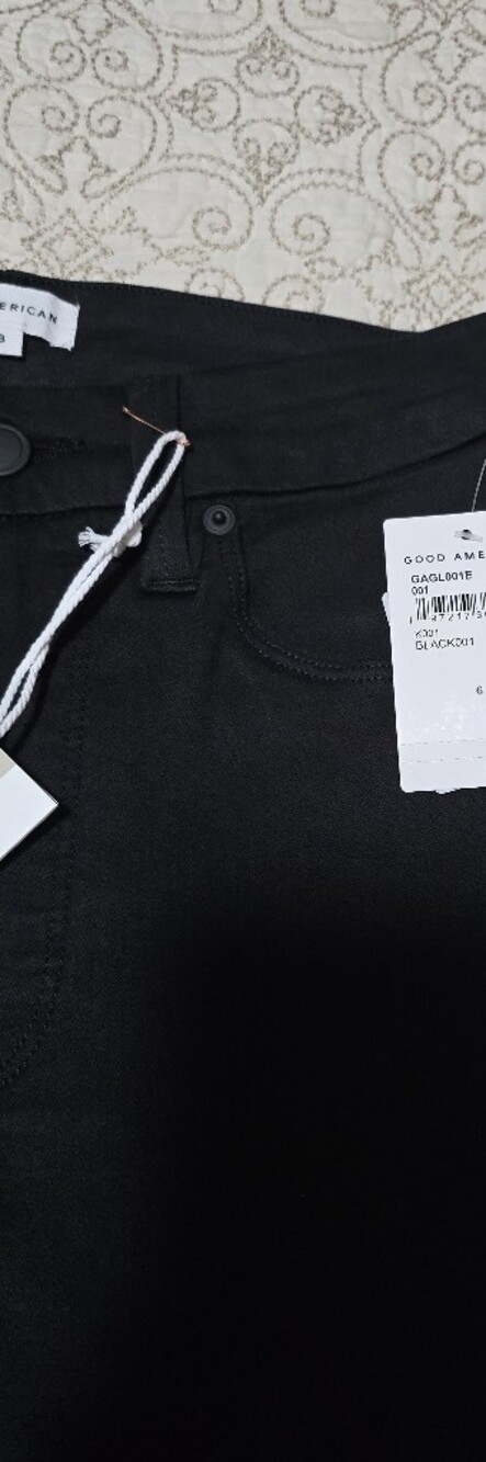 Good American High-Rise Black Jeans - Picture 4 of 7